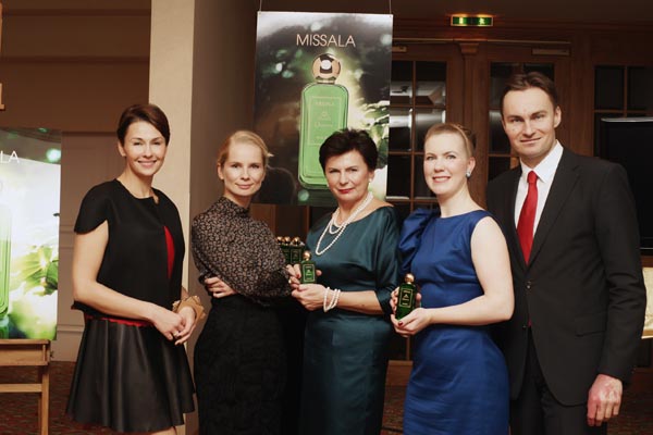 Anna Popek, Magdalena Cielecka oraz Stanisława, Joanna i Michał Missalowie na premierze perfum Missala Qessence